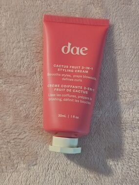 DAE Hydrating Hand Cream Tubes - Pink (Set of 4)